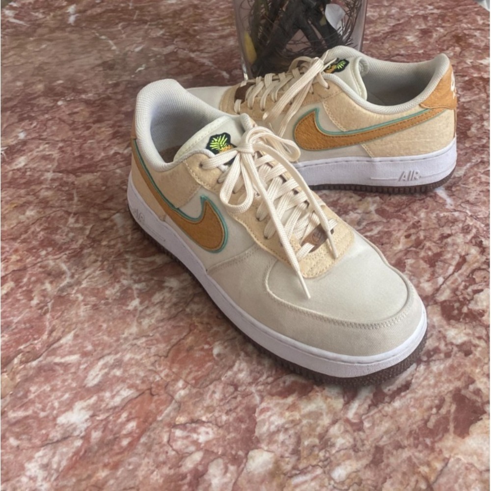 Nike Air Force 1 '07 Premium "Happy Pineapple" CZ1631-100 Men Size 9.5 EUC! $300